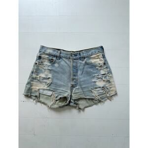 Levis 501 Jean Shorts 29